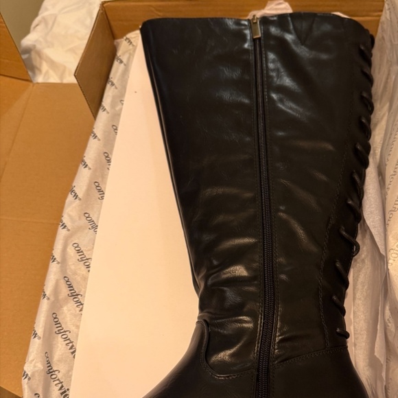 Never worn Comfortview “Charleston” Wide-Calf Tall Boots 9.5 - Picture 1 of 8